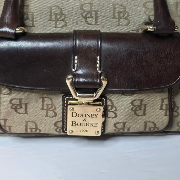 Dooney And Bourke Small Purse Bag Brown Signature Canvas Faux Leather Clasp - Picture 3 of 12